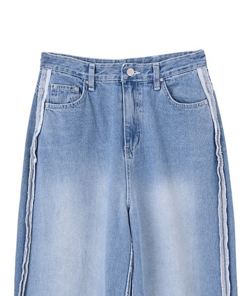 marjour（マージュール）の「SIDE SEAM WIDE DENIM（デニムパンツ・レディース・ブルー・M）」の20枚目の写真
