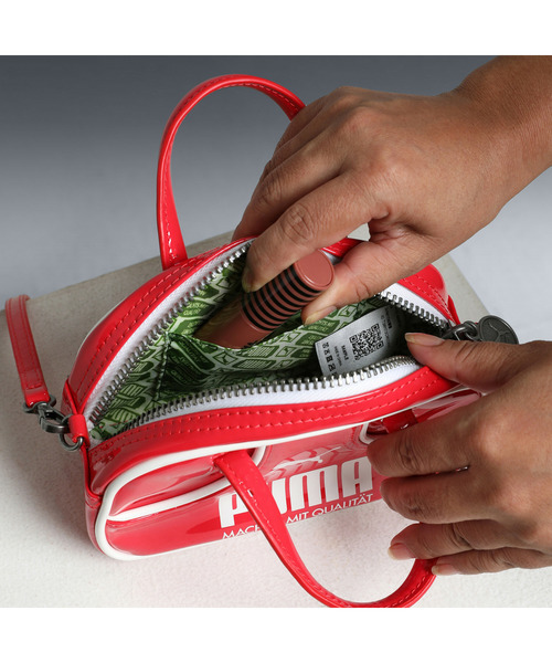 PUMA(プーマ)の「PUMA プーマ ユニセックス プーマ 1976 マイクロ グリップバッグ 1L(ボストンバッグ・メンズ・イエロー/ピンク/レッド/ライトブルー/ブラック・フリー)」の21枚目の写真