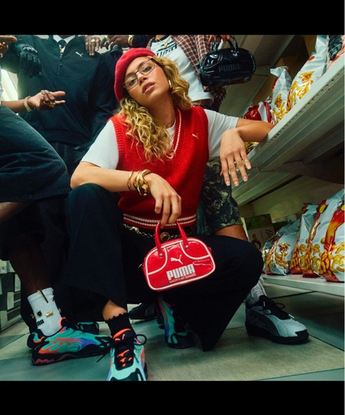 PUMA(プーマ)の「PUMA プーマ ユニセックス プーマ 1976 マイクロ グリップバッグ 1L(ボストンバッグ・メンズ・イエロー/ピンク/レッド/ライトブルー/ブラック・フリー)」の14枚目の写真