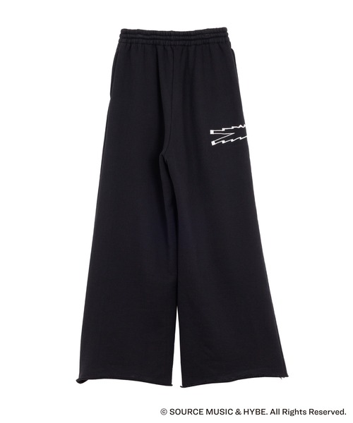 LE SSERAFIM TRACK PANTS Black Sサイズ　ルセラ LE SSERAFIM × ZOZOTOWN SWEAT PANTS（その他パンツ）｜LE
