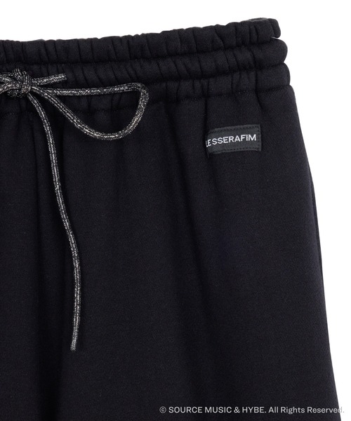 LE SSERAFIM TRACK PANTS Black Sサイズ　ルセラ LE SSERAFIM TRACK PANTS（Black） S