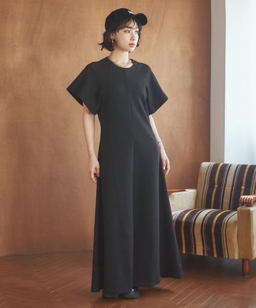 LAULEN(ローレン)の「flare sleeve long dress /フレアスリーブロングドレス(ワンピース・レディース・ブラック/ベージュ/ブラウン・FREE)」の6枚目の写真