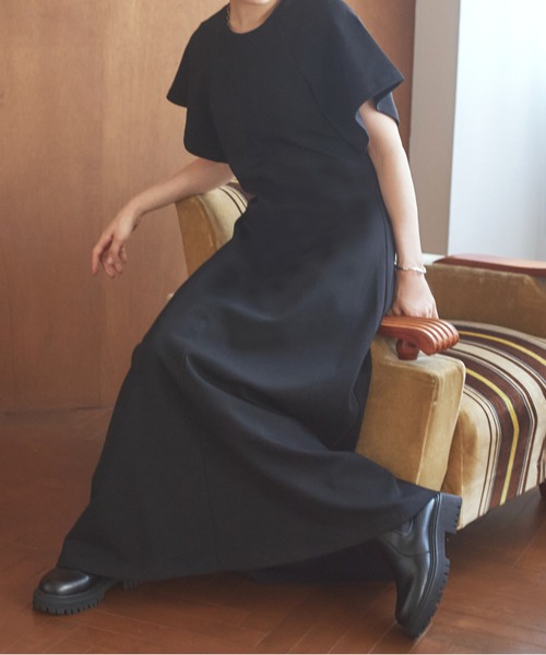 LAULEN(ローレン)の「flare sleeve long dress /フレアスリーブロングドレス(ワンピース・レディース・ブラック/ベージュ/ブラウン・FREE)」の9枚目の写真