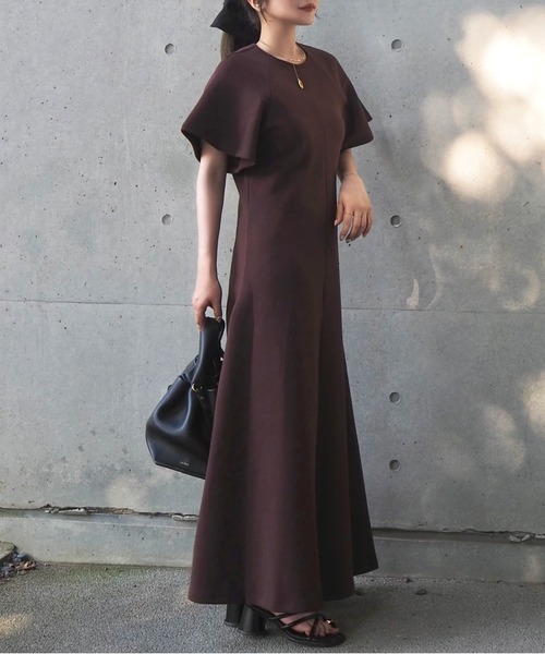 LAULEN(ローレン)の「flare sleeve long dress /フレアスリーブロングドレス(ワンピース・レディース・ブラック/ベージュ/ブラウン・FREE)」の17枚目の写真