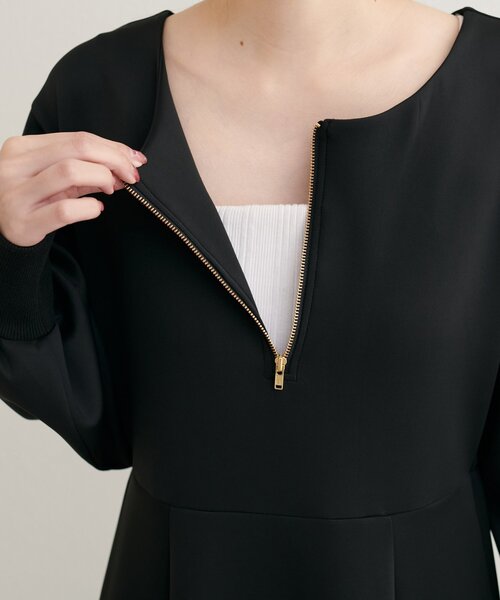 natural couture（ナチュラルクチュール）の「【WEB限定】フロントZIPダンボールワンピース（ワンピース・レディース・グレイッシュベージュ/ブラック/ネイビー・MEDIUM/LARGE）」の5枚目の写真