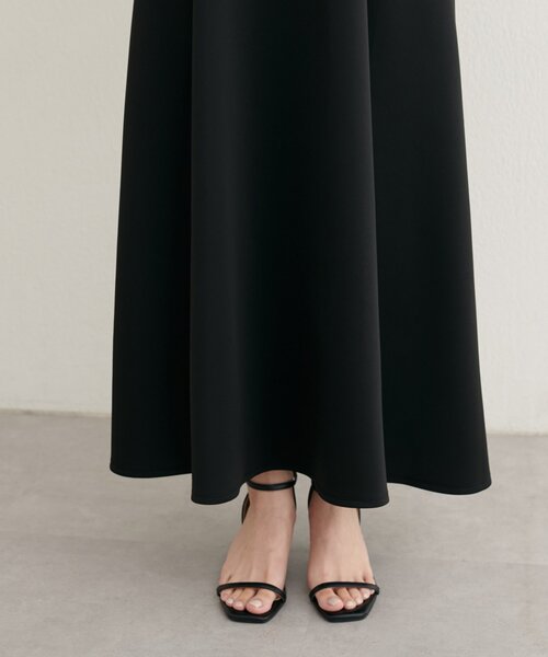 natural couture（ナチュラルクチュール）の「【WEB限定】フロントZIPダンボールワンピース（ワンピース・レディース・グレイッシュベージュ/ブラック/ネイビー・MEDIUM/LARGE）」の8枚目の写真