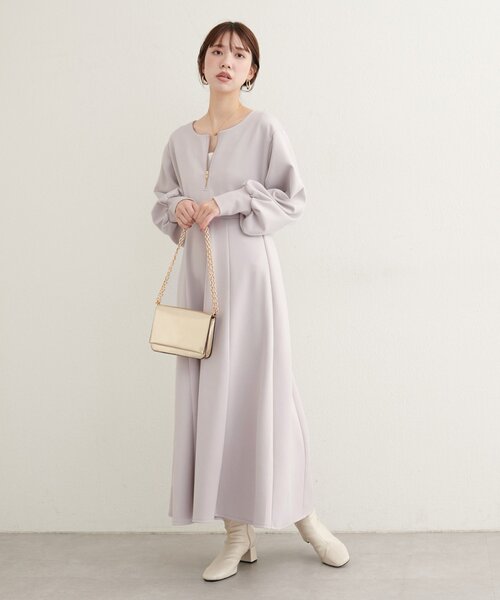 natural couture（ナチュラルクチュール）の「【WEB限定】フロントZIPダンボールワンピース（ワンピース・レディース・グレイッシュベージュ/ブラック/ネイビー・MEDIUM/LARGE）」の21枚目の写真