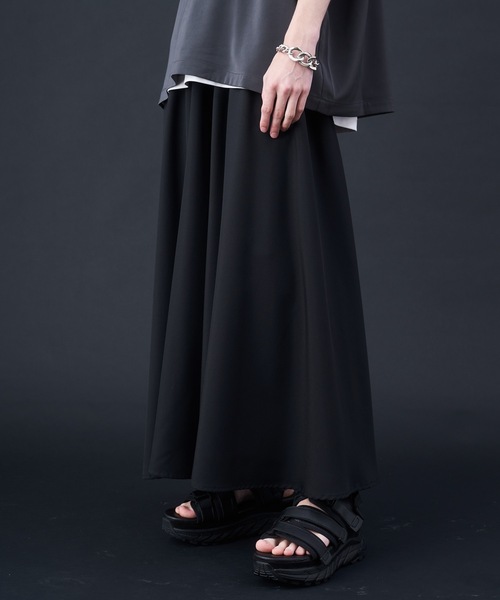 KUUUPY（クーピー）の「Drape Gather Hakama Pants - ドレープギャザー袴パンツ（スラックス・メンズ・チャコールグレー/ブラック・SMALL/MEDIUM/LARGE）」の4枚目の写真