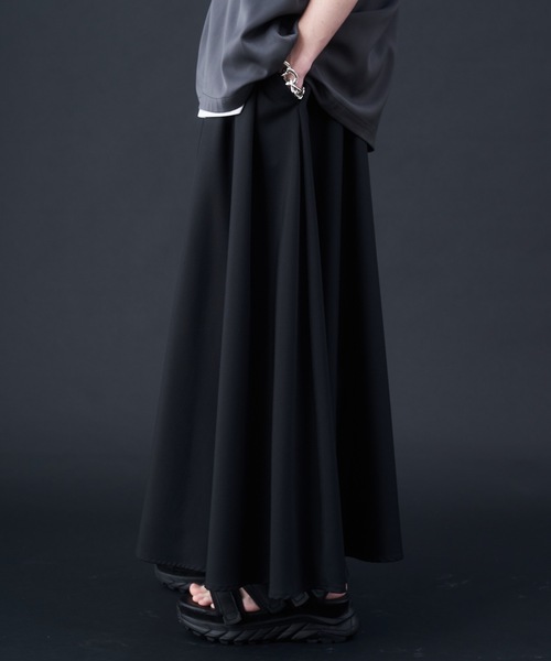 KUUUPY（クーピー）の「Drape Gather Hakama Pants - ドレープギャザー袴パンツ（スラックス・メンズ・チャコールグレー/ブラック・SMALL/MEDIUM/LARGE）」の8枚目の写真