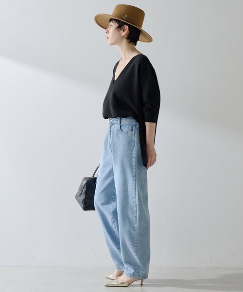 Whim Gazette（ウィムガゼット）の「深Vスリットニットプルオーバー（ニット/セーター・レディース・ブラック/ベージュ・FREE）」の15枚目の写真