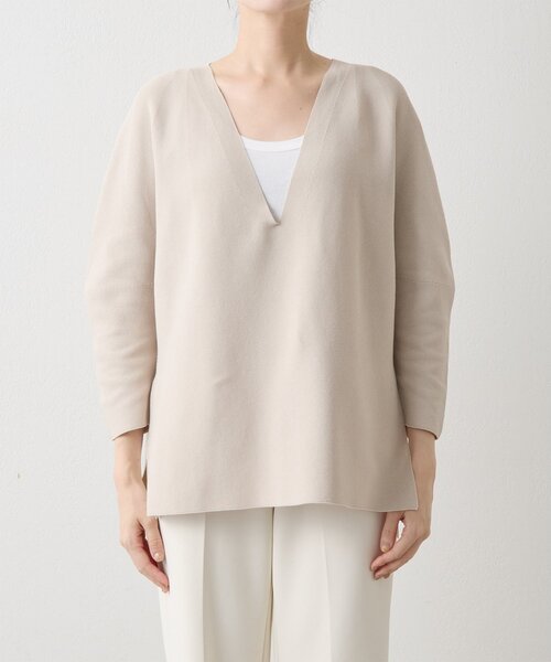 Whim Gazette（ウィムガゼット）の「深Vスリットニットプルオーバー（ニット/セーター・レディース・ブラック/ベージュ・FREE）」の21枚目の写真