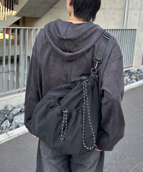 COLONY 2139(コロニートゥーワンスリーナイン)の「超軽量290g 撥水ソフトナイロン4WAYバッグ(ショルダーバッグ・メンズ・ブラック・FREE)」の1枚目の写真