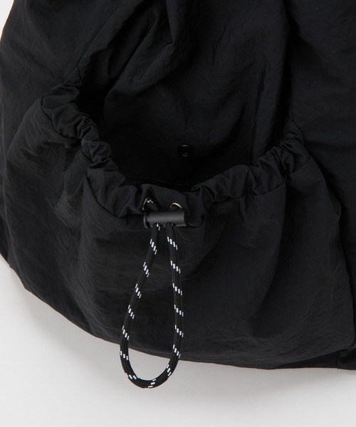 COLONY 2139(コロニートゥーワンスリーナイン)の「超軽量290g 撥水ソフトナイロン4WAYバッグ(ショルダーバッグ・メンズ・ブラック・FREE)」の19枚目の写真