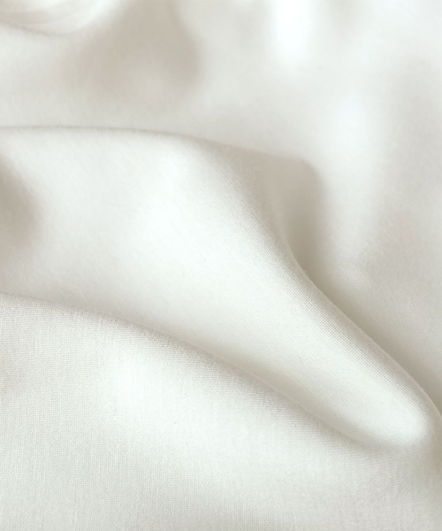 ELFRANK（エルフランク）の「《新色追加》ダンボールパワーショルダーカットソー（Tシャツ/カットソー・レディース・レッド/オフホワイト/ブラック・M/L）」の14枚目の写真