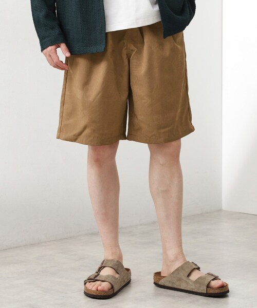 THE SHOP TK (ザ ショップ ティーケー )の「2タックワイドショートパンツ(その他パンツ・メンズ・ベージュ/チャコールグレー・02/03/04)」の1枚目の写真