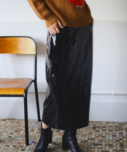 B:MING by BEAMS（ビーミングバイビームス）の「ambiance / SHINY TIGHT SKIRT（スカート・レディース・ブラウン系その他3/ブラック・SMALL/MEDIUM）」の8枚目の写真
