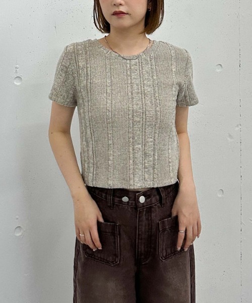 archives（アルシーヴ）の「ネーム起毛テレコＴｅｅ（Tシャツ/カットソー・レディース・グレー/ブラック/ベージュ・MEDIUM）」の19枚目の写真