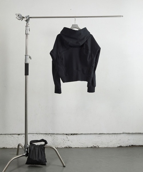 PANELLED ZIP UP HOODIE（パーカー）｜NVRFRGT（ネヴァーフォー