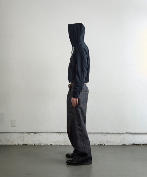 NVRFRGT(ネヴァーフォーゲット)の「PANELLED ZIP UP HOODIE(パーカー・メンズ・ダークブラウン/ダークネイビー/ブラック・1/2)」の10枚目の写真