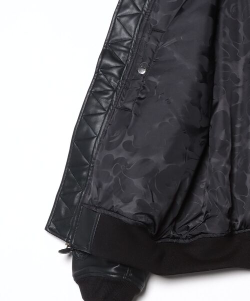 A BATHING APE（アベイシングエイプ）の「SHARK  BOMBER JACKET（ミリタリージャケット・メンズ・ブラック・X-LARGE/XX-LARGE/MEDIUM/SMALL/LARGE）」の10枚目の写真