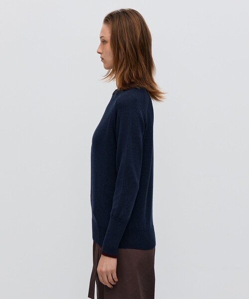 BACCA（バッカ）の「【一部WEB限定】エクストラファインメリノウール クルーネックプルオーバー（ニット/セーター・レディース・ネイビー/チャコールグレー/キャメル・S）」の16枚目の写真