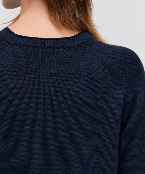 BACCA（バッカ）の「【一部WEB限定】エクストラファインメリノウール クルーネックプルオーバー（ニット/セーター・レディース・ネイビー/チャコールグレー/キャメル・S）」の17枚目の写真