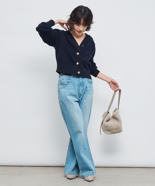 NOLLEY’S（ノーリーズ）の「5GノアリスVネックカーディガン（カーディガン/ボレロ・レディース・サックスブルー/ピンク/オフホワイト/イエロー/ネイビー/グレー・38）」の13枚目の写真