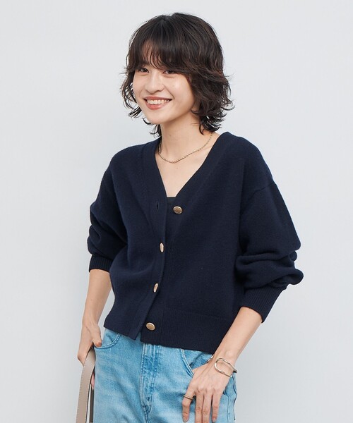 NOLLEY’S（ノーリーズ）の「5GノアリスVネックカーディガン（カーディガン/ボレロ・レディース・サックスブルー/ピンク/オフホワイト/イエロー/ネイビー/グレー・38）」の19枚目の写真