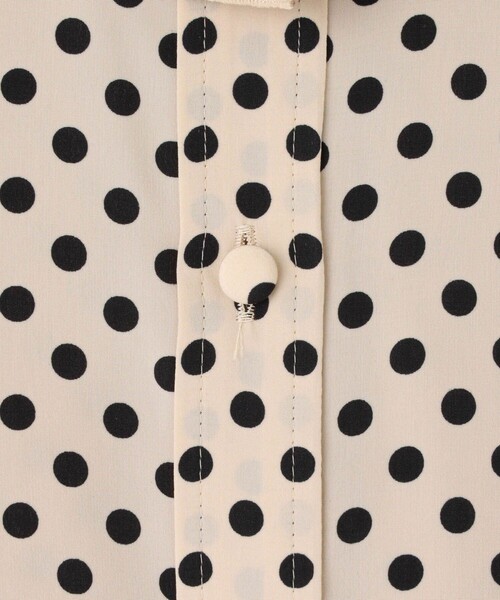 LOULOU WILLOUGHBY（ルルウィルビー）の「◇【LOULOU WILLOUGHBY】デシンドットフリルボウタイブラウス（シャツ/ブラウス・レディース・ブラック/ライトベージュ・2）」の9枚目の写真
