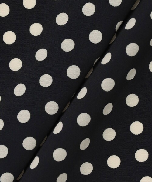 LOULOU WILLOUGHBY（ルルウィルビー）の「◇【LOULOU WILLOUGHBY】デシンドットフリルボウタイブラウス（シャツ/ブラウス・レディース・ブラック/ライトベージュ・2）」の13枚目の写真