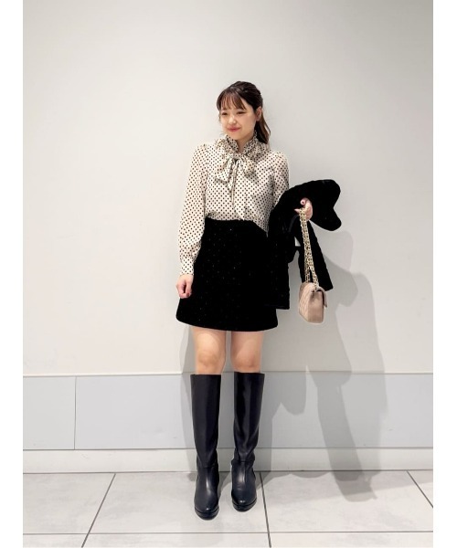 LOULOU WILLOUGHBY（ルルウィルビー）の「◇【LOULOU WILLOUGHBY】デシンドットフリルボウタイブラウス（シャツ/ブラウス・レディース・ブラック/ライトベージュ・2）」の14枚目の写真