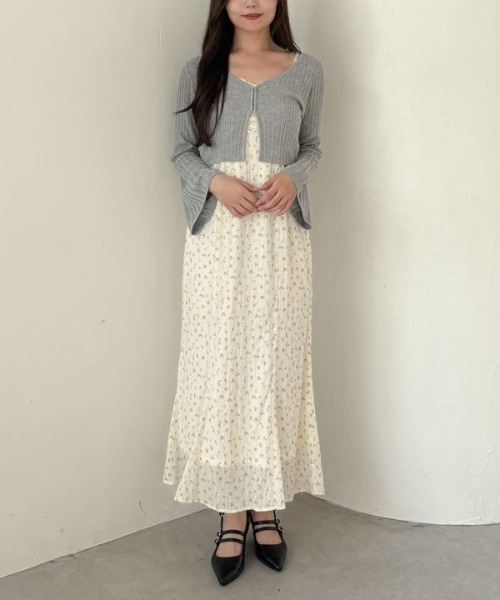 archives（アルシーヴ）の「シアーリブニットカーディガン×花柄キャミワンピースＳＥＴ（ワンピース・レディース・アイボリー/ブラック・MEDIUM）」の6枚目の写真