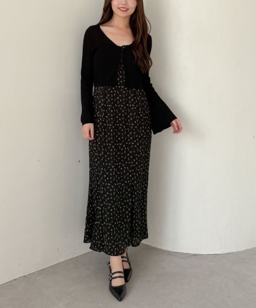 archives（アルシーヴ）の「シアーリブニットカーディガン×花柄キャミワンピースＳＥＴ（ワンピース・レディース・アイボリー/ブラック・MEDIUM）」の13枚目の写真