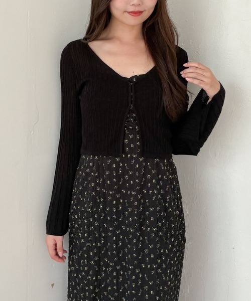 archives（アルシーヴ）の「シアーリブニットカーディガン×花柄キャミワンピースＳＥＴ（ワンピース・レディース・アイボリー/ブラック・MEDIUM）」の17枚目の写真
