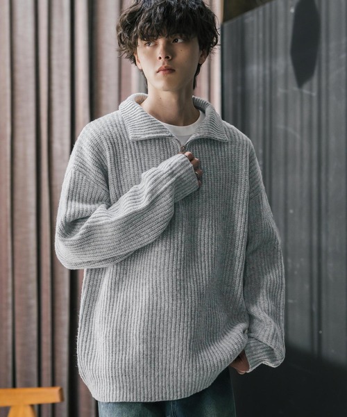 Rocky Monroe(ロッキーモンロー)の「新色追加 オーバーサイズ畦編みハーフジップニットセーター(ニット/セーター・メンズ・ブラック/ブラウン/ブラック系/ネイビー/チャコール/レッド/オフホワイト/グレー系/グレー/ブルー/マスタード/ベージュ/ブルーグリーン/ホワイト系/ワイン/ピンク/ライトグリーン・L/M/XL/S)」の3枚目の写真