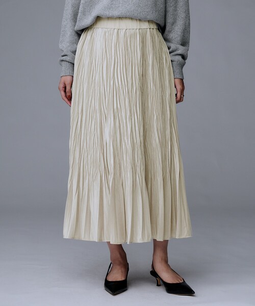 UNTITLED（アンタイトル）の「【ウエストゴム／着映え】ランダムプリーツベロアスカート（スカート・レディース・ライトベージュ/ブラウン系その他/チャコールグレー/チャコール・02/01/00/50/48/46/44/42/04/03）」の18枚目の写真