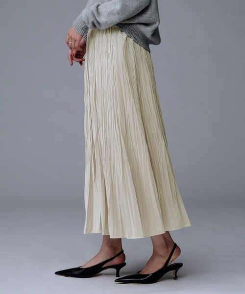 UNTITLED（アンタイトル）の「【ウエストゴム／着映え】ランダムプリーツベロアスカート（スカート・レディース・ライトベージュ/ブラウン系その他/チャコールグレー/チャコール・02/01/00/50/48/46/44/42/04/03）」の19枚目の写真