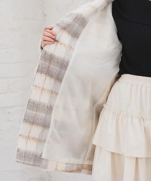 Honeys（ハニーズ）の「【抗菌防臭・静電気軽減】テーラードコート（チェスターコート・レディース・ヘザーチャコール/杢グレー/ホワイト系その他/アイボリー・S/M/LL/L）」の9枚目の写真