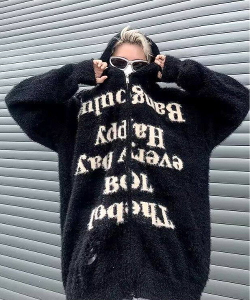 FVLMEN(フルメン)の「【FVLMEN】message shaggy knit zip parka/メッセージ シャギー ニット ジップ パーカー(パーカー・メンズ・グレー/ブラック・MEDIUM/LARGE/X-LARGE)」の9枚目の写真