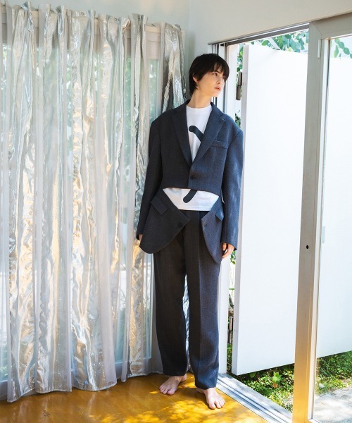 soduk（スドーク）の「【soduk】back pleated trousers（スラックス・レディース・ネイビー/グレー・SMALL/MEDIUM）」の3枚目の写真