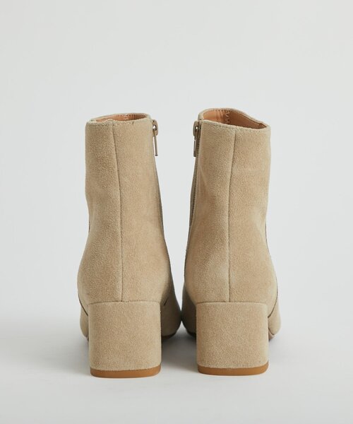 La boutique BonBon（ラブティックボンボン）の「【レメ】スエードショートブーツ（ブーツ・レディース・ベージュ・36/37/38/39）」の15枚目の写真