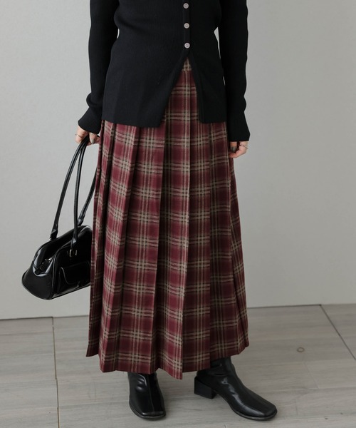AMELY(エミリー)の「チェックプリーツスカート(スカート・レディース・レッド/ブラウン/ブラック・フリー)」の8枚目の写真