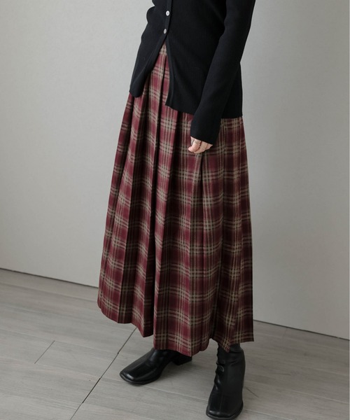 AMELY(エミリー)の「チェックプリーツスカート(スカート・レディース・レッド/ブラウン/ブラック・フリー)」の7枚目の写真
