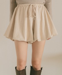 VANNIE U（ヴァニーユー）の「バルーンスエードショートパンツ（その他パンツ）」