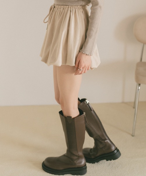 VANNIE U(ヴァニーユー)の「バルーンスエードショートパンツ(その他パンツ・レディース・ブラック/アイボリー・FREE)」の4枚目の写真