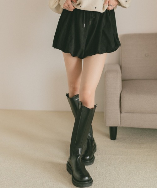 VANNIE U(ヴァニーユー)の「バルーンスエードショートパンツ(その他パンツ・レディース・ブラック/アイボリー・FREE)」の10枚目の写真