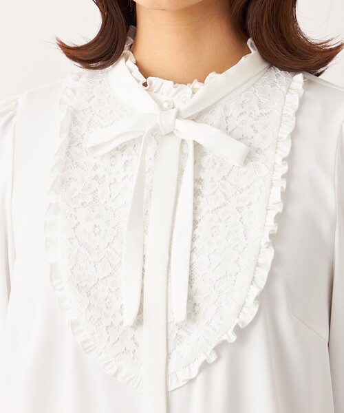 TO BE CHIC(トゥー ビー シック)の「フロントラッセル ブラウス(シャツ/ブラウス・レディース・オフホワイト/ブラック・40/42)」の12枚目の写真