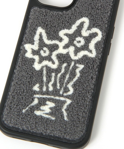 LAKOLE（ラコレ）の「タフトiPhoneケース[iPhone13/14/15] / 606468（スマホケース/カバー・レディース・アイボリー/チャコール/レッド・FREE）」の5枚目の写真