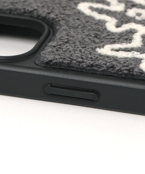 LAKOLE（ラコレ）の「タフトiPhoneケース[iPhone13/14/15] / 606468（スマホケース/カバー・レディース・アイボリー/チャコール/レッド・FREE）」の7枚目の写真