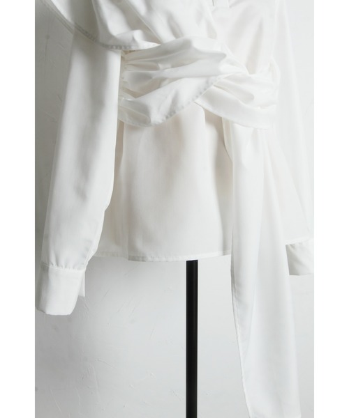 ARVELLIA(アルベリア)の「DRAPED CROSS SHIRT(シャツ/ブラウス・レディース・ホワイト/ブラック・M)」の21枚目の写真